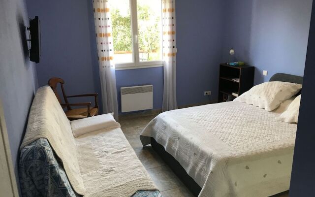 Chambre 2 Beziers Villeneuve