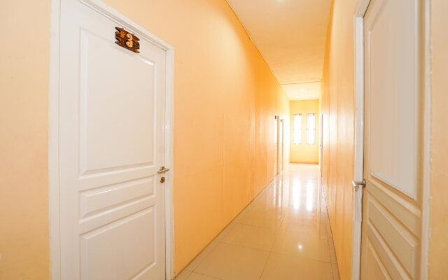 OYO 223 Penginapan Nabila Syariah