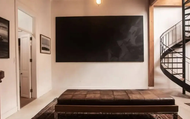 w Villa With Rooftop Terrace in Barranco