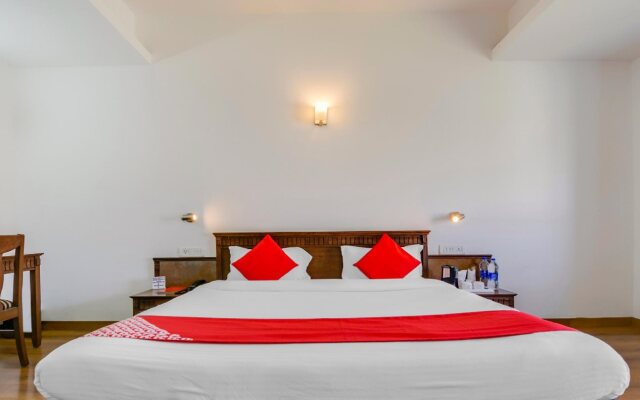 Rex Hotel by OYO