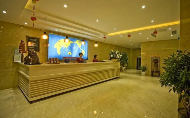 Longkou Yi Ya Business Hotel