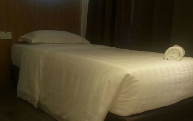 Place2Stay @ Gong Badak