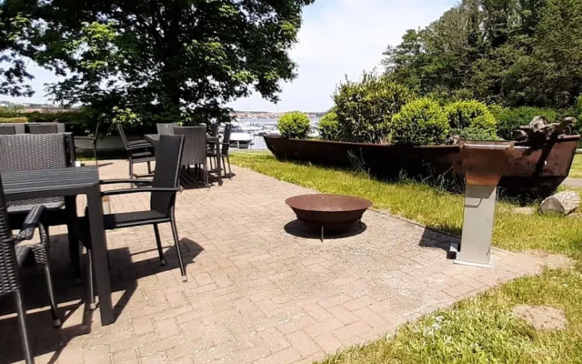 Holiday Apartment Age