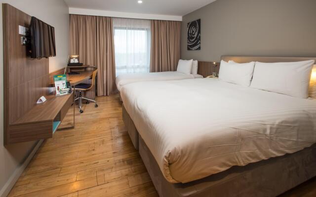 Holiday Inn London - West, an IHG Hotel