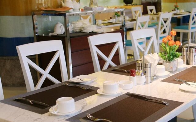 Sea Side Park Hotel