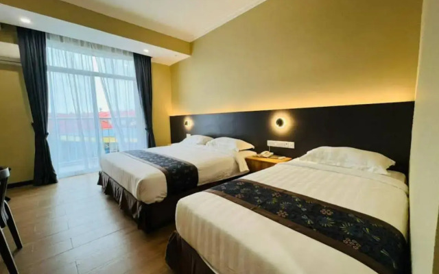 Wing Tat Grand Hotel