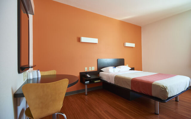 Motel 6 Wilkes Barre, PA - Arena