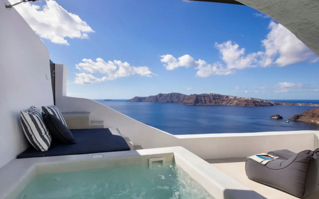 Otium Villas & Suites Santorini