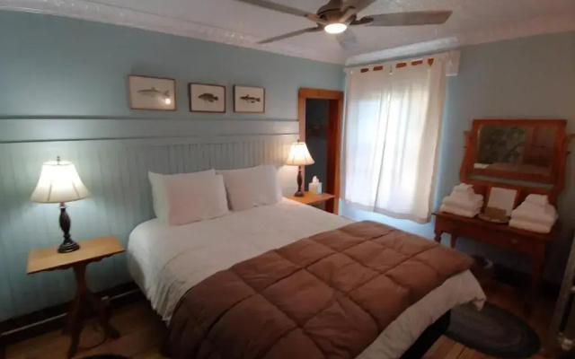 Keene Valley Lodge