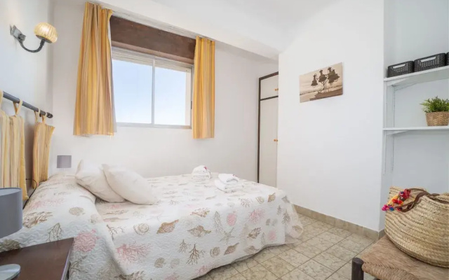 Apartment in Empuriabrava Near Sand Beach