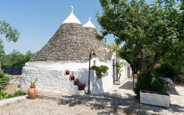 Trulli Nora con Piscina by Wonderful Italy