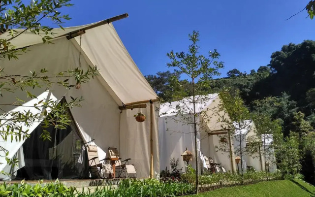 Maribaya Glamping Tent