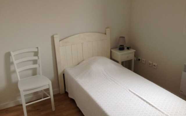 Well-kept Home With a Terrace Near the Beach