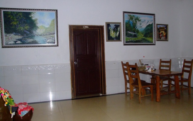 The Yangshuo Moon Resort – Guest Rooms – Guilin