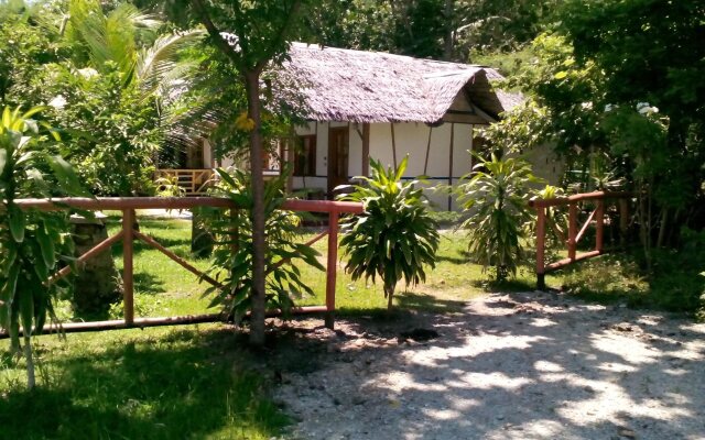 Rainbow Bay Beach and Dive Resort