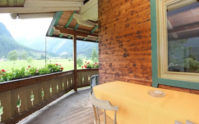 Cosy Apartment in Neukirchen near Krimmler Waterfalls