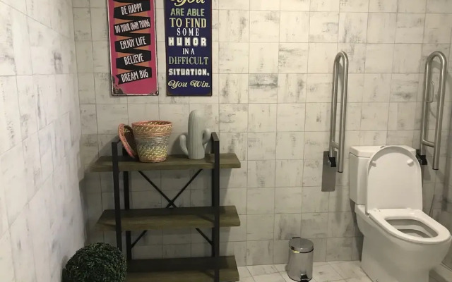 Royal Beach Hostel & Suites