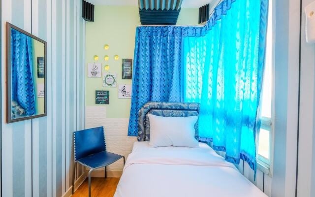 Nice Comfort 2Br At Cinere Bellevue Suites Apartment