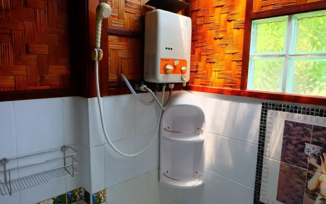 Malee's Nature Lovers Bungalows