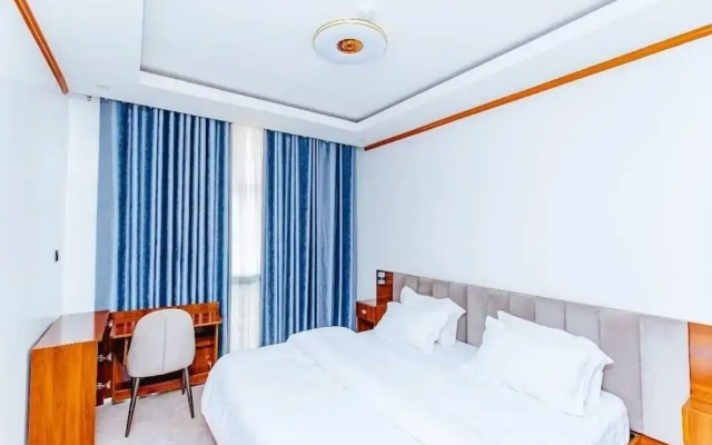 Bright Hotel and apartement