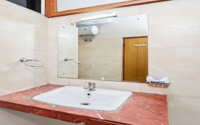 OYO 8307 Hotel Garden View