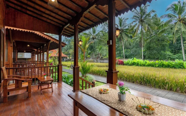 Uma Ulun Dugul by Uniquecations