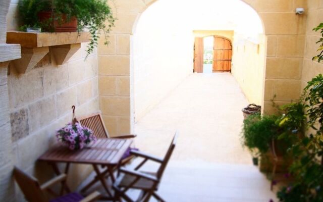 Ta´Kalamija B&B