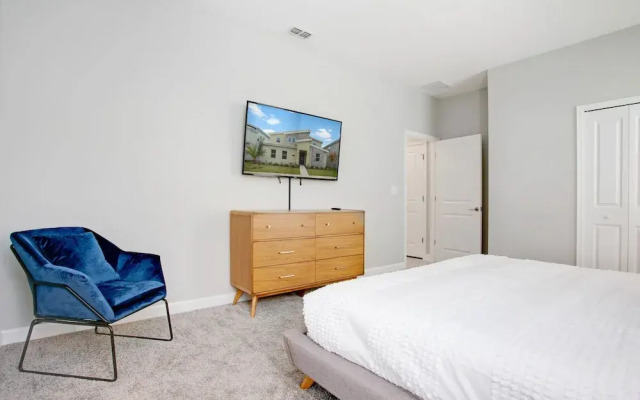 9BR Villa with Game Room & Theater