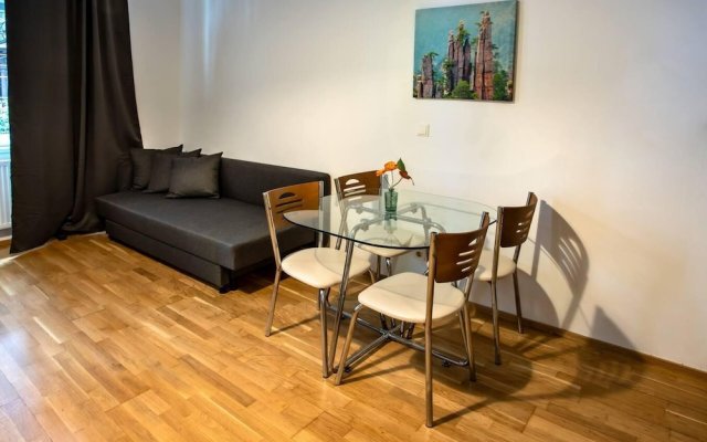 Cozy Designer 1BD Apartment in Heart of Vienna