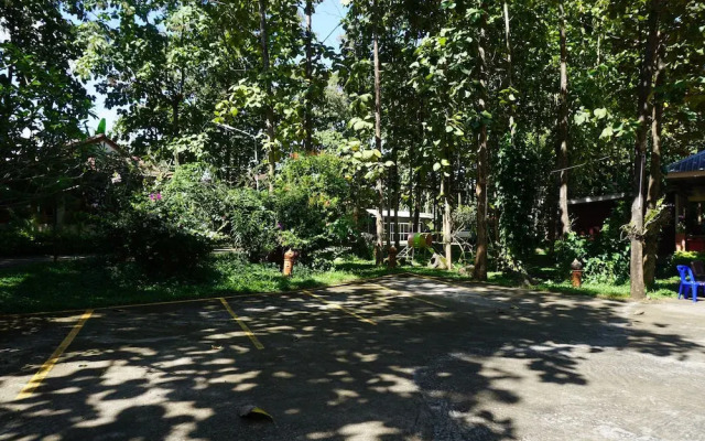 Phrom Prathan Resort
