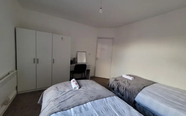 Spacious 2-bed Apartment in Leicester
