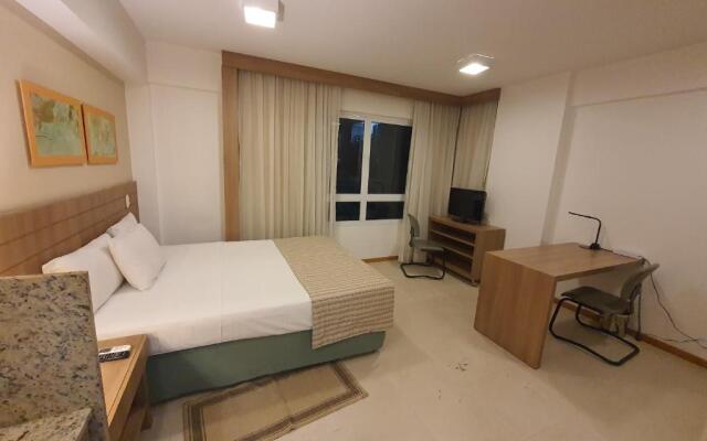Saint Moritz Express Flat Particular com Garagem, Estilo Provençal no Coração de Brasília