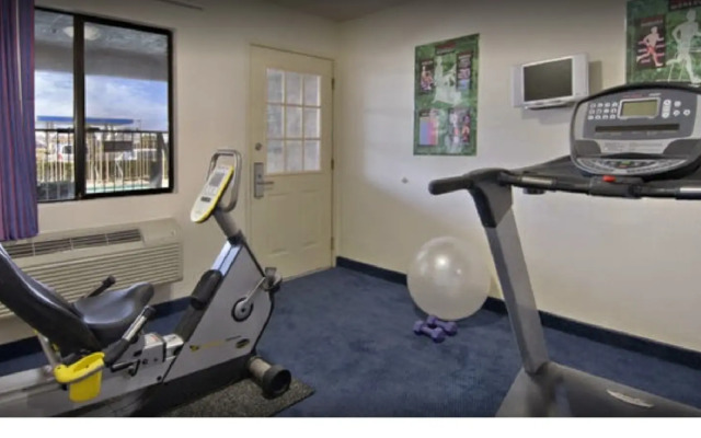 California Inn & Suites Rancho Cordova - Sacramento