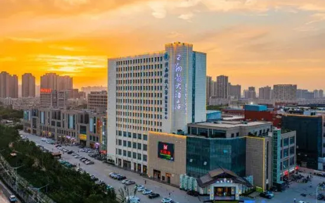 Soaring Dragon Hotel