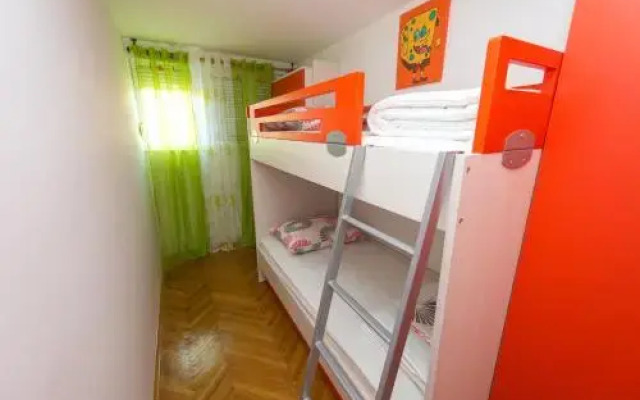 Apartment Adi Center (free parking)