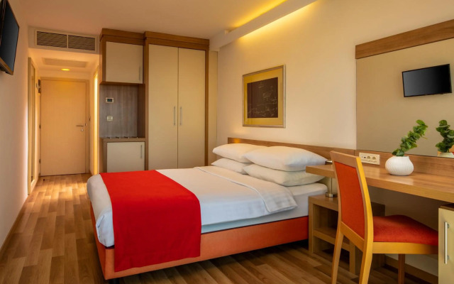 Hotel Aurora