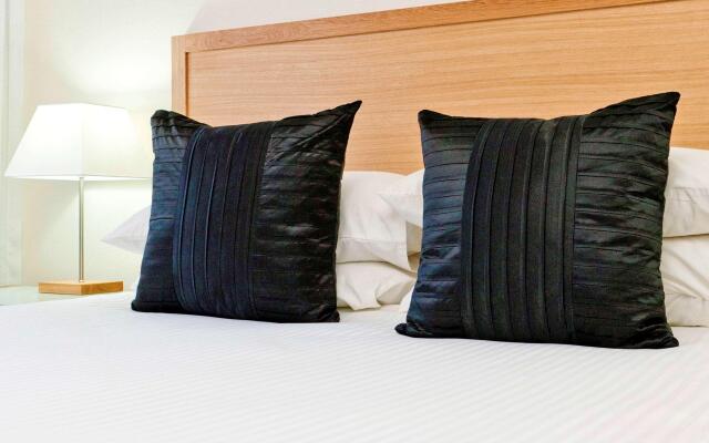 Mercure Charlestown