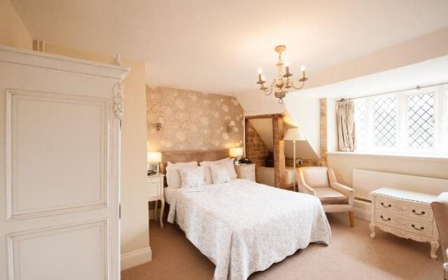 Rushton Hall Hotel & SPA