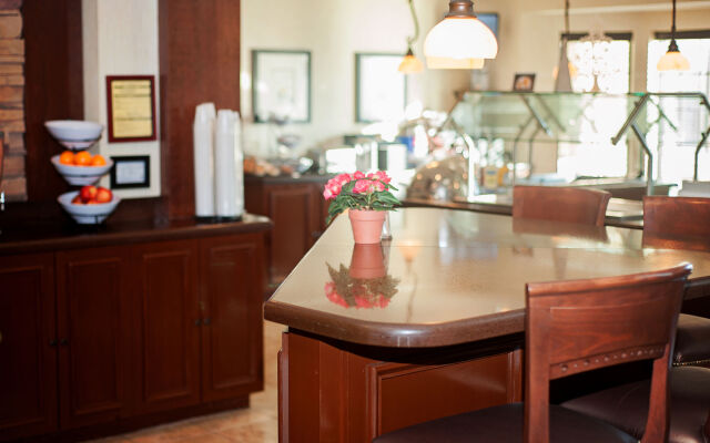 Staybridge Suites Wichita by IHG