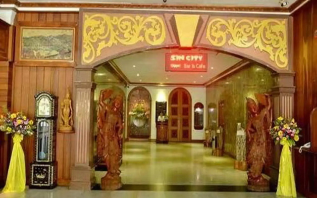 Golden Butterfly Hotel