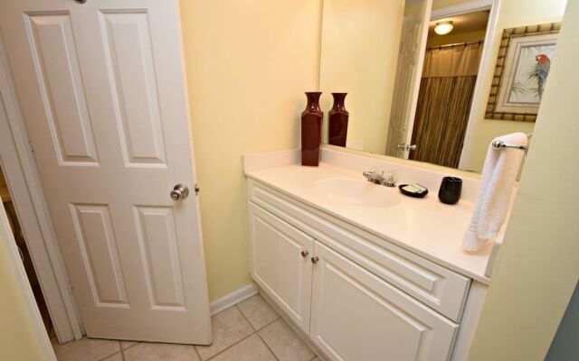 Tradewinds 801 by RedAwning