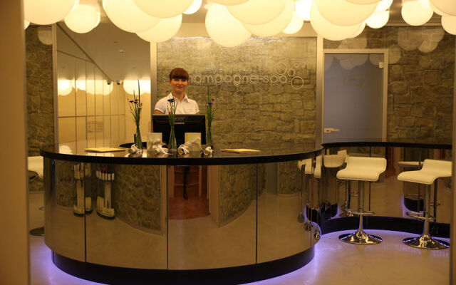 Отель Империал & Champagne-spa