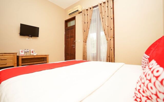 OYO 903 Kampoeng Kita Hotel