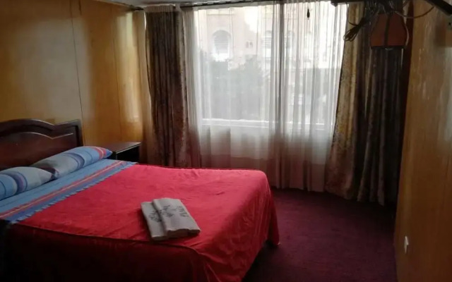Hostal El Plaza