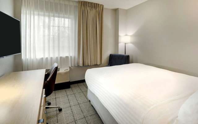 Sonesta Simply Suites Baltimore BWI Airport
