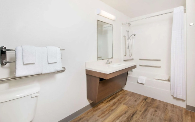 WoodSpring Suites Savannah Pooler