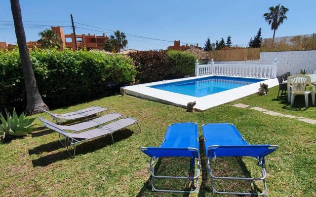 Beautiful 5 Bedroom Villa, Sea Views, Private Pool