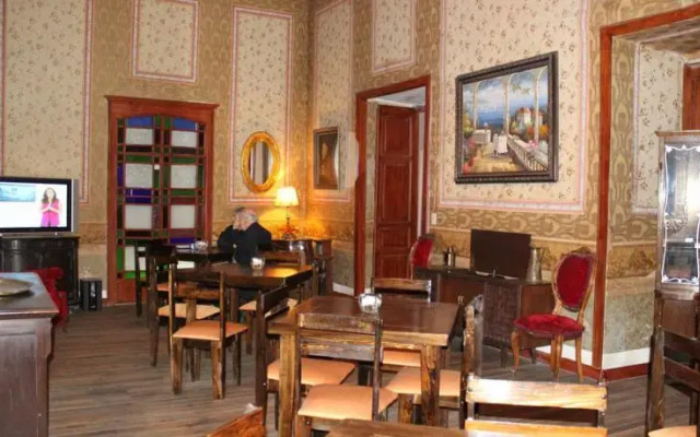 Domesan Hospedaje y Restaurant