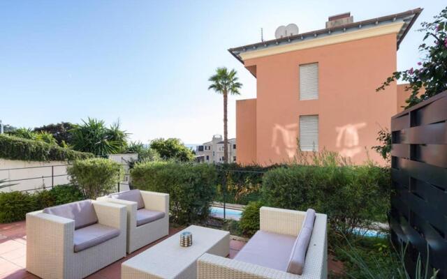 Villa Rocky - Luxury 3BR Apt in Liberty Villa.Pool,Garden,WiFi