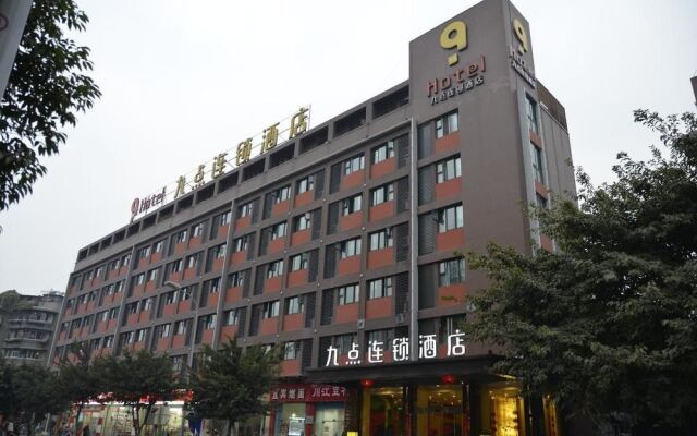 9. Hotel Chengdu South Railway Station